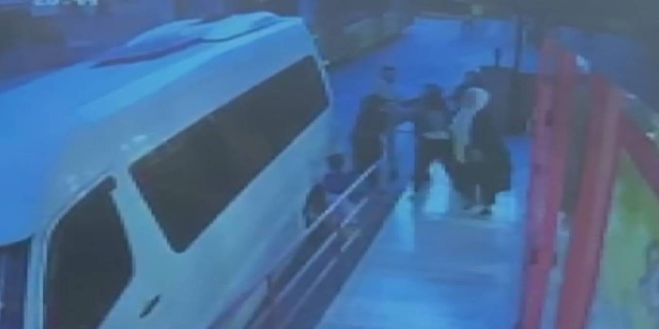 Hamile Kadını Darp Eden Şahsın İş Yerine Silahlı Saldırı: 2 Yaralı