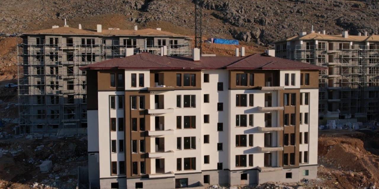 Elbistan’da Deprem Konutları Bitme Aşamasına Geldi, Kasım’da Teslim