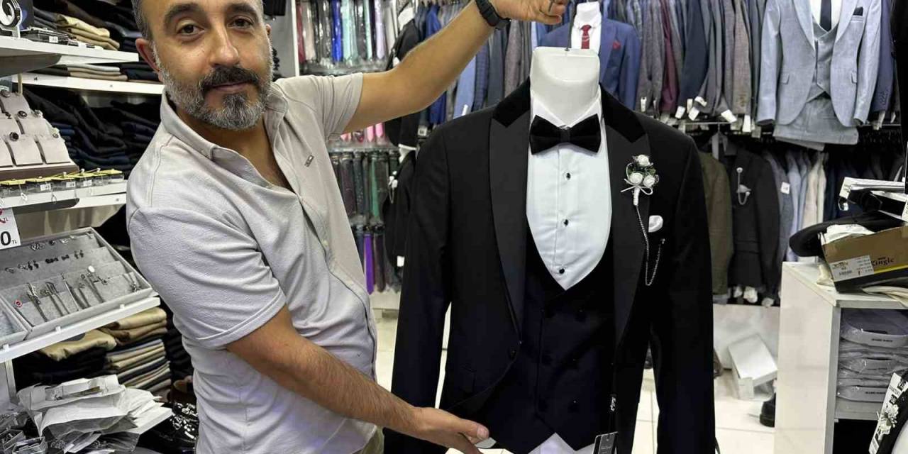 Eskişehir’de Damatlık Ve Takım Elbise Satışları Arttı