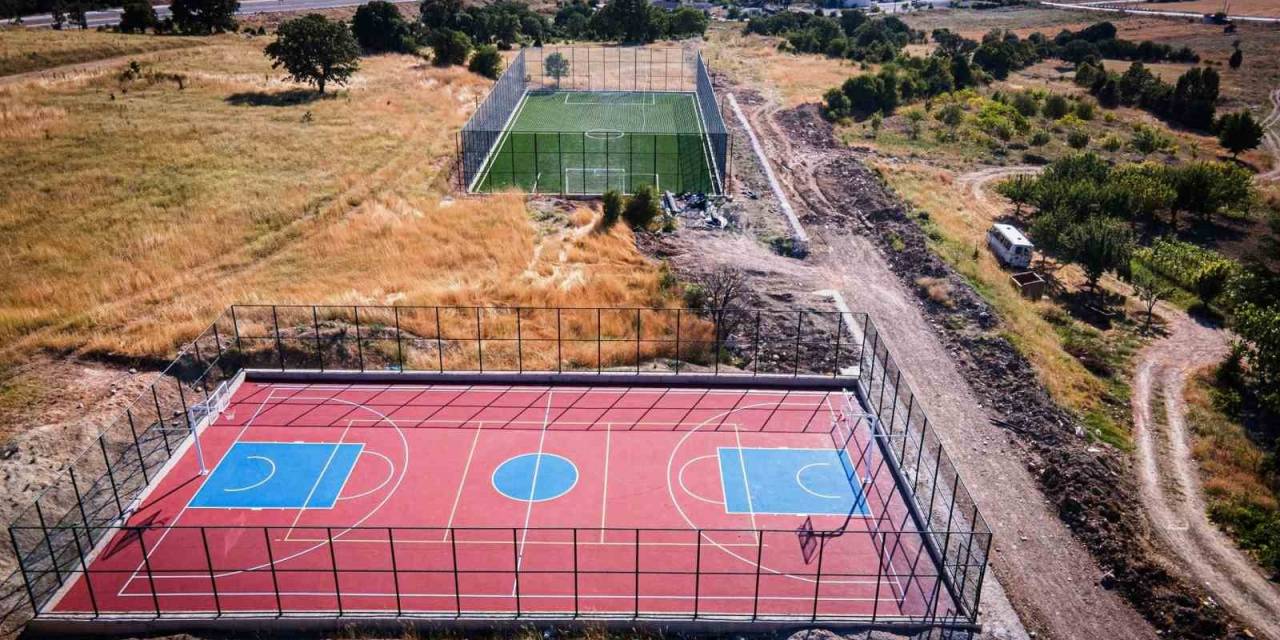 Emet’te 8 Spor Sahası Ve 1 Yeni Şehir Stadı Hizmete Girecek