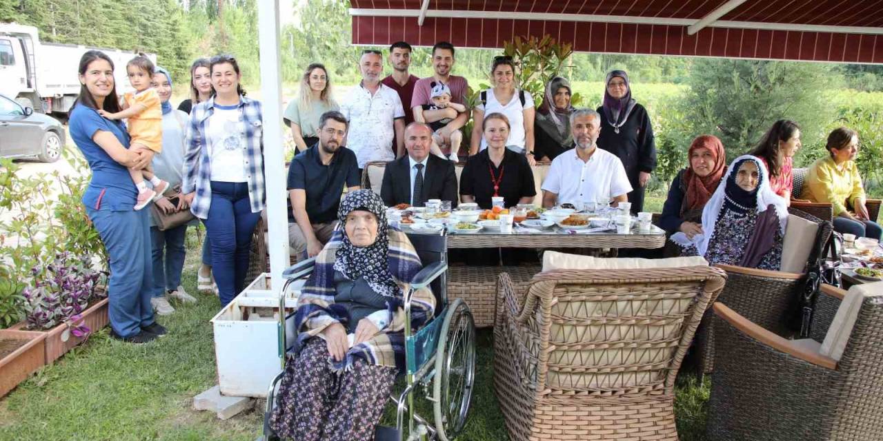 Türkiye’de Tek Olan ’gönül Bağı’ Etkinliğinin Altıncısı Düzenlendi