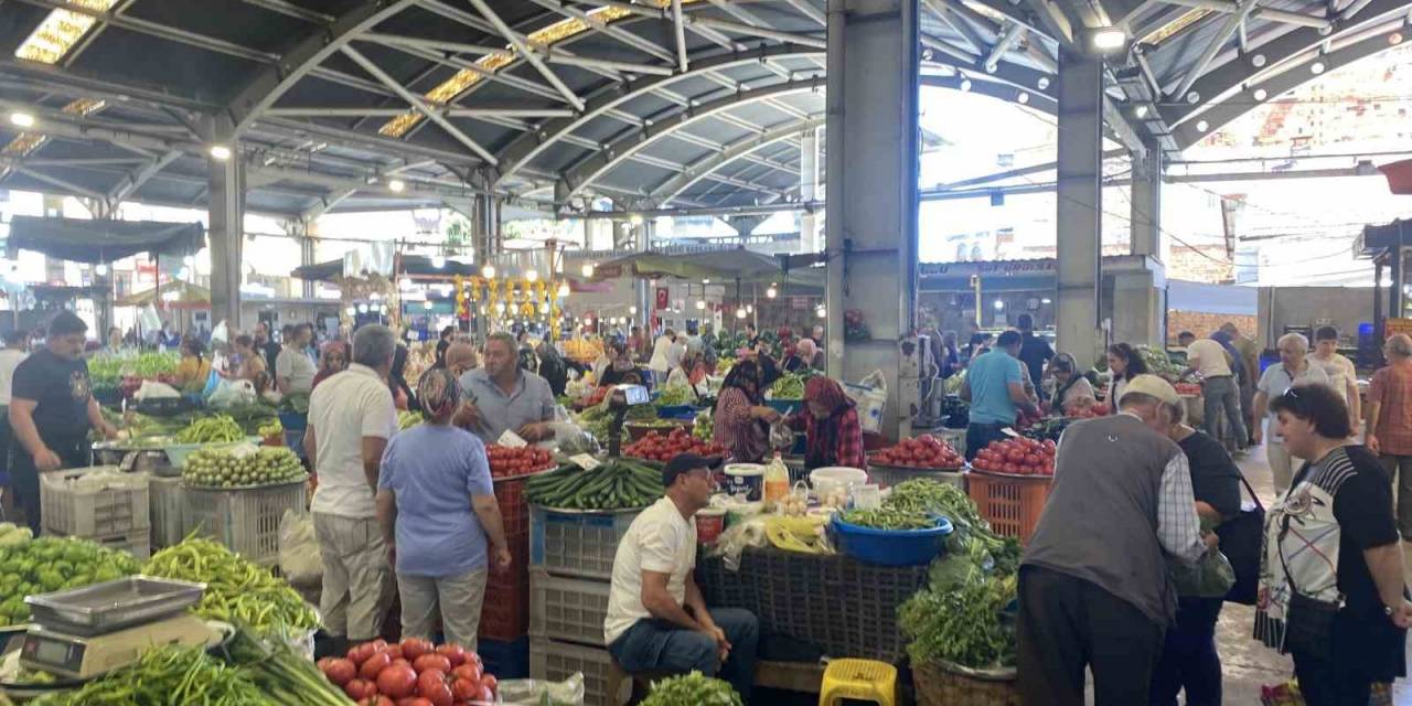 Marketlerdeki Fiyatlar Pazara İlgiyi Artırdı