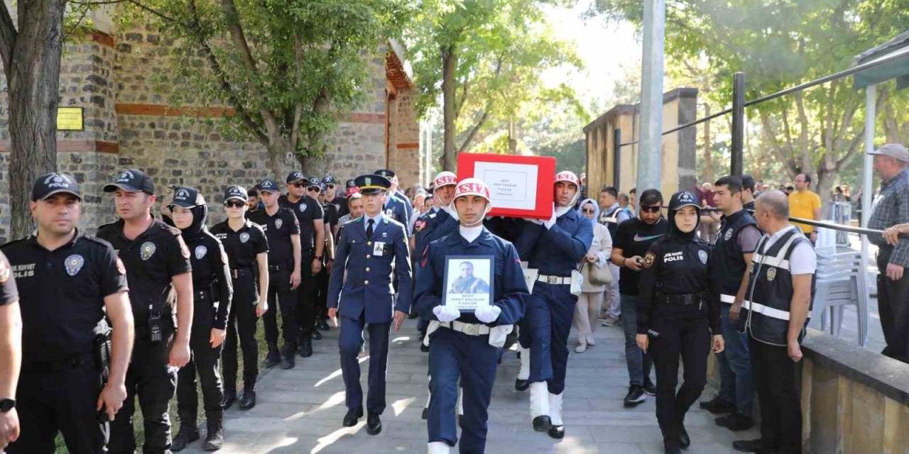 Terör Gazisi Eraslan Son Yolculuğuna Uğurlandı