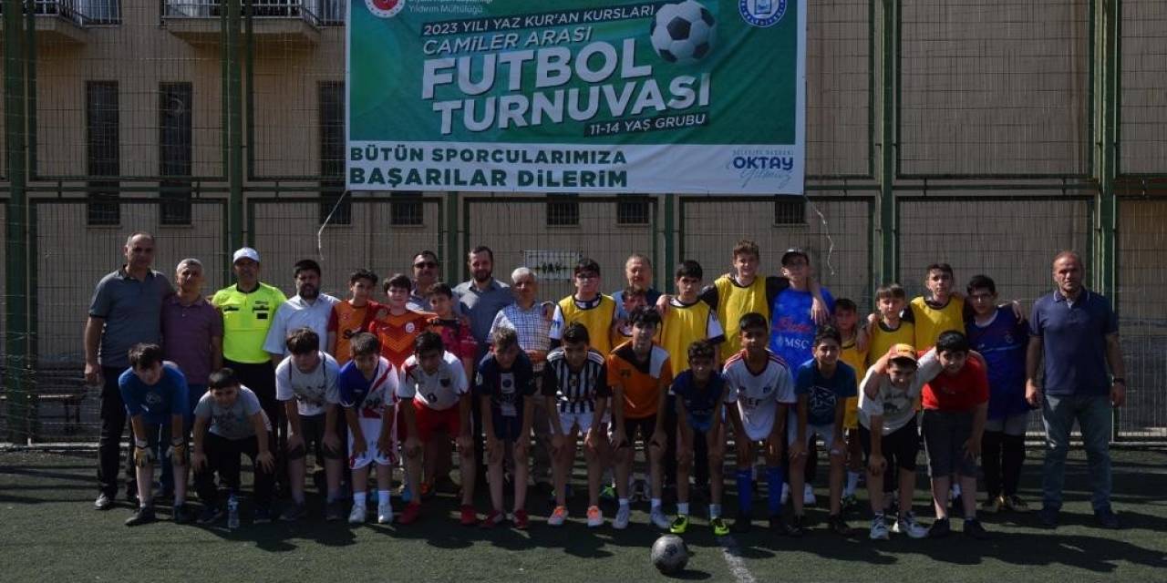 Yıldırım’da Öğrenciler Arası Futbol Turnuvası