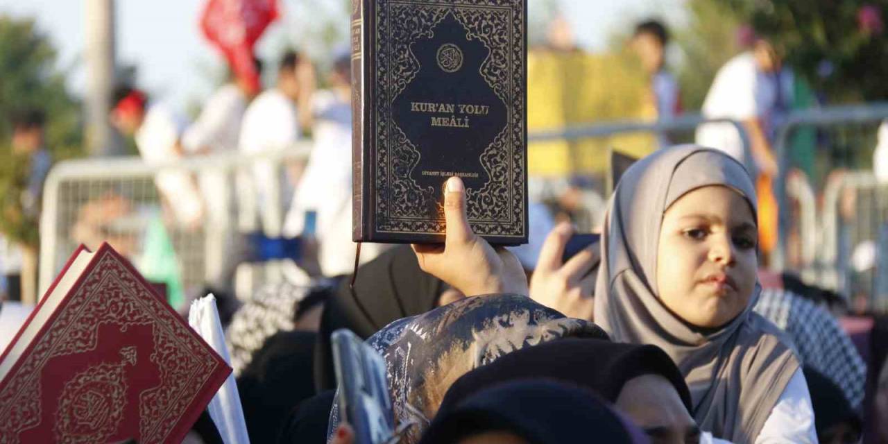 Diyarbakır’da Kur’an-ı Kerim’e Saygı Mitingi