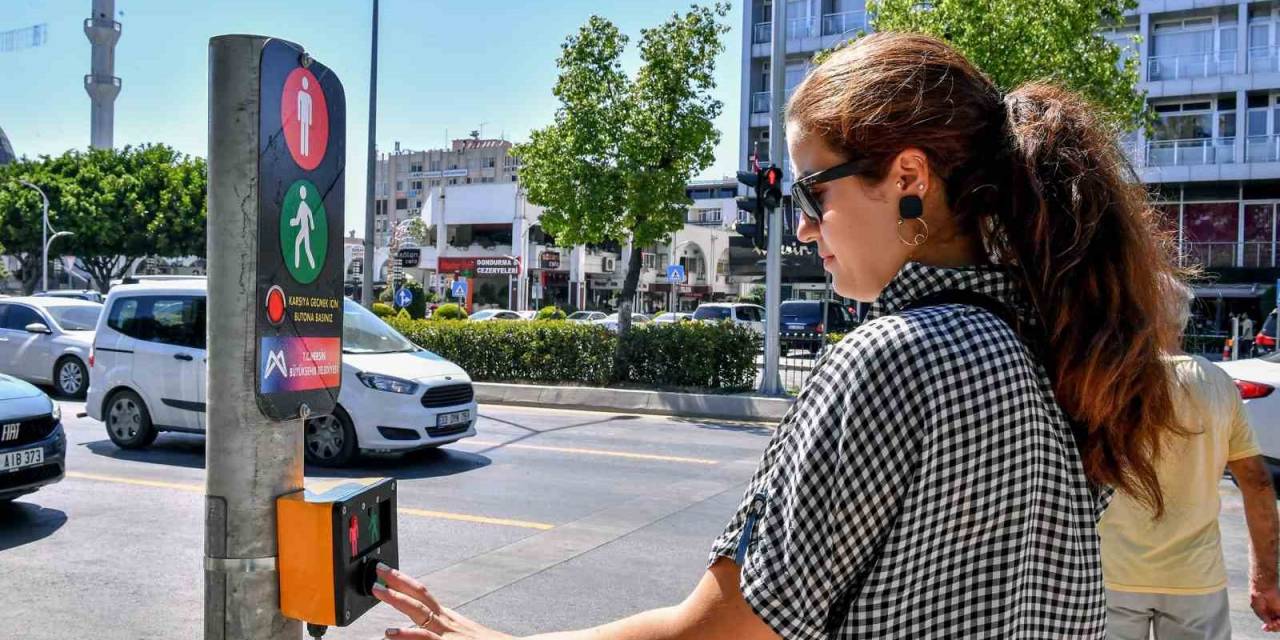 ’butonlu Yaya Geçidi Sinyalizasyon Sistemi’ İle Yaya Kaynaklı Kazaların Önüne Geçilecek