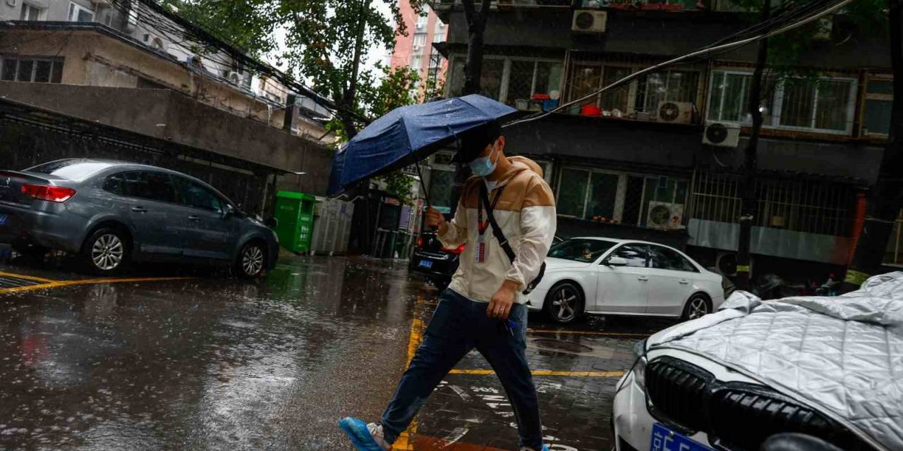 Pekin’de Doksuri Tayfun’unda 2 Can Kaybı