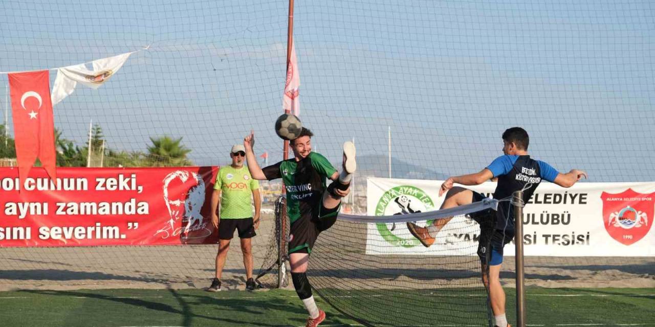 3’üncü Geleneksel Alanya Belediyesi Ayak Tenisi 100. Yıl Türkiye Kupası Yapıldı