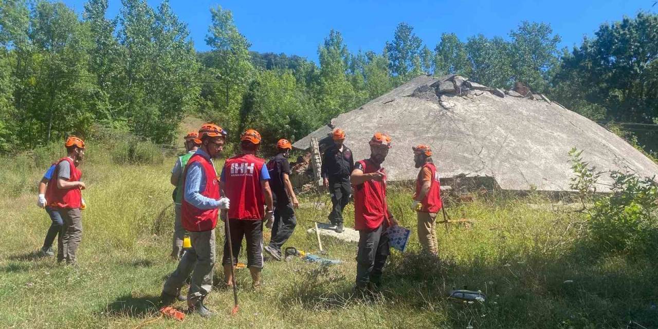Gönüllülerden Doğal Afet Tatbikatı
