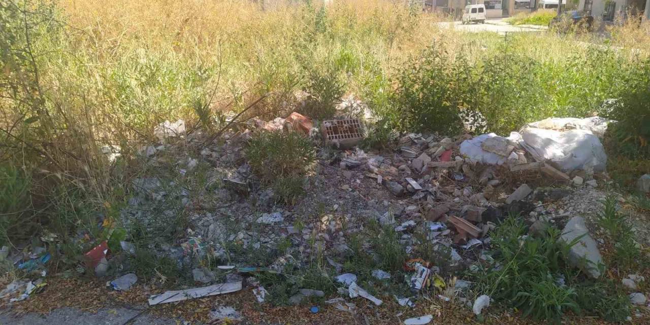 Emek Mahallesinde Moloz Dökümü İsyanı