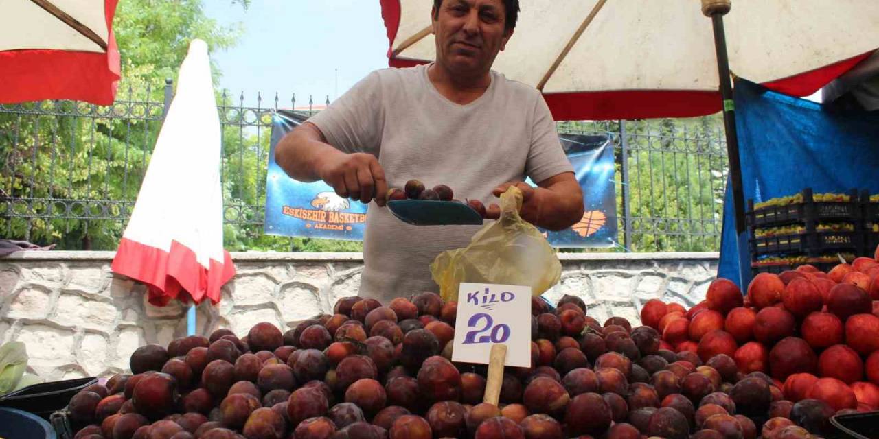 Yaz Meyvesi Eriğe Pazarda Rağbet Yok