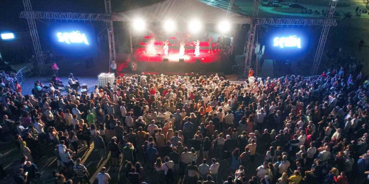 Karacabey Ihlamur Festivalinde Samida Coşkusu