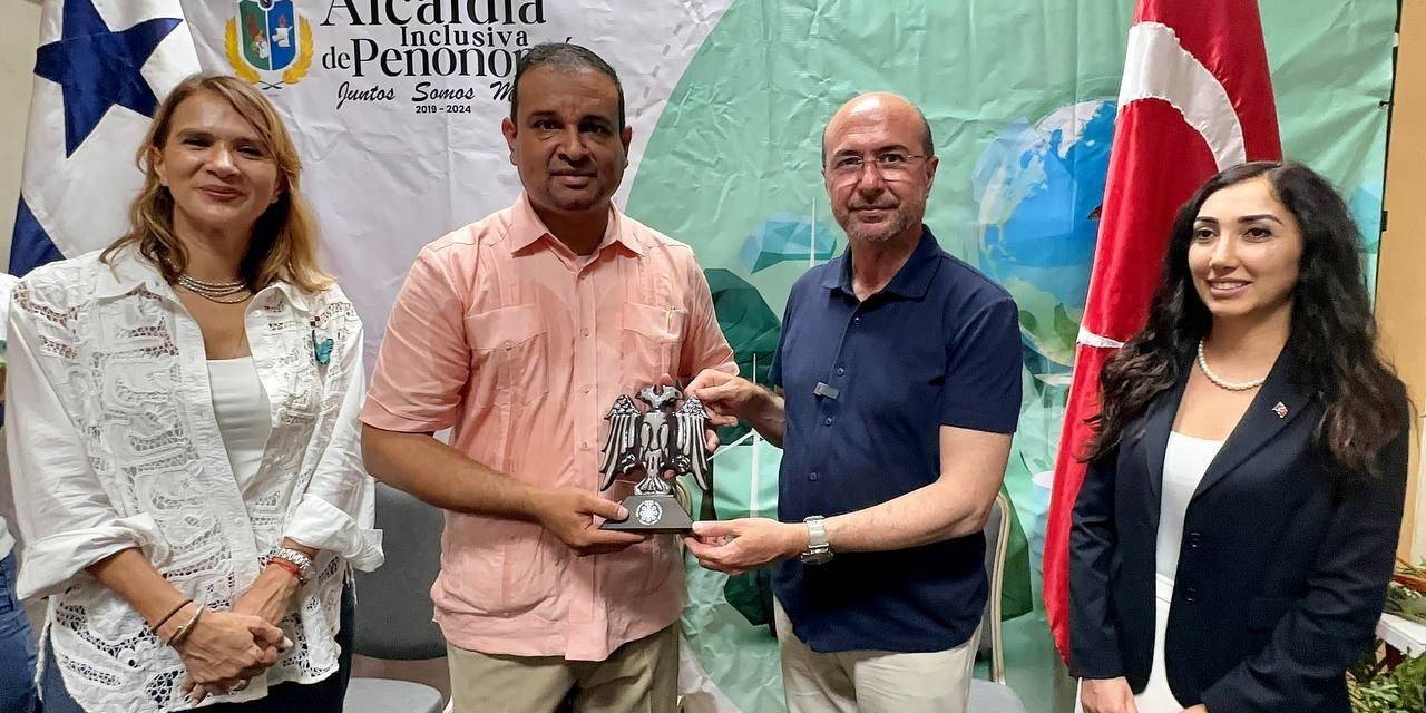 Selçuklu Ve Penonome Belediyesi Kardeş Oldu