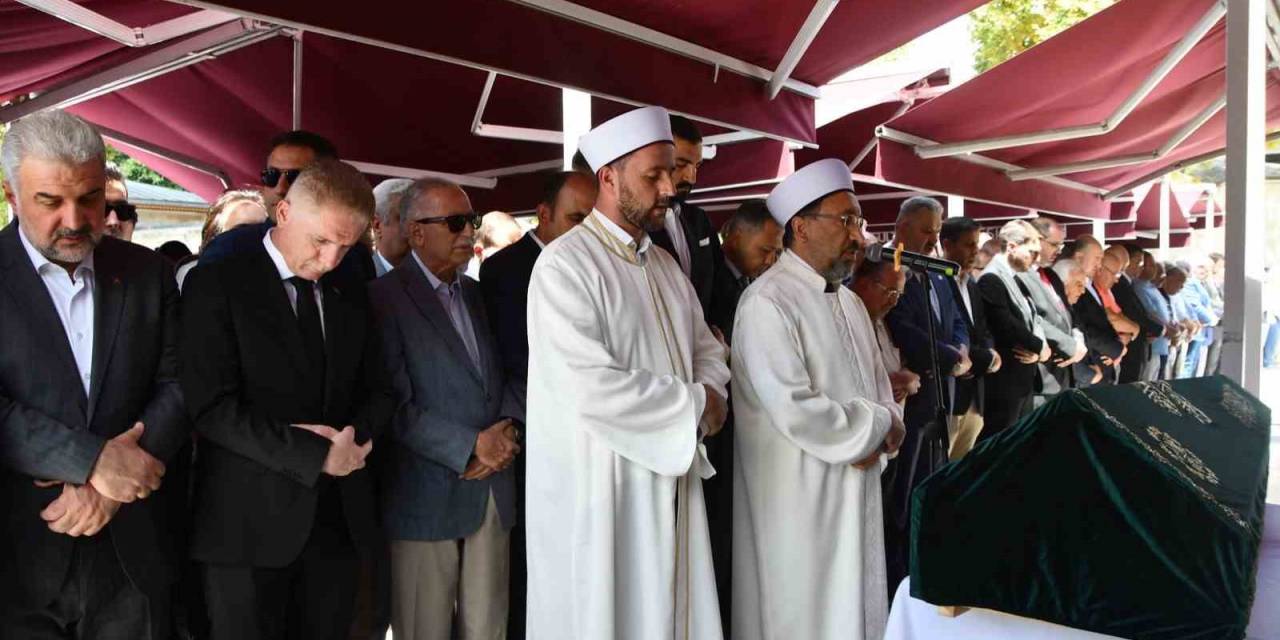 Prof. Dr. Mustafa Sabri Küçükaşçı Son Yolculuğuna Uğurlandı