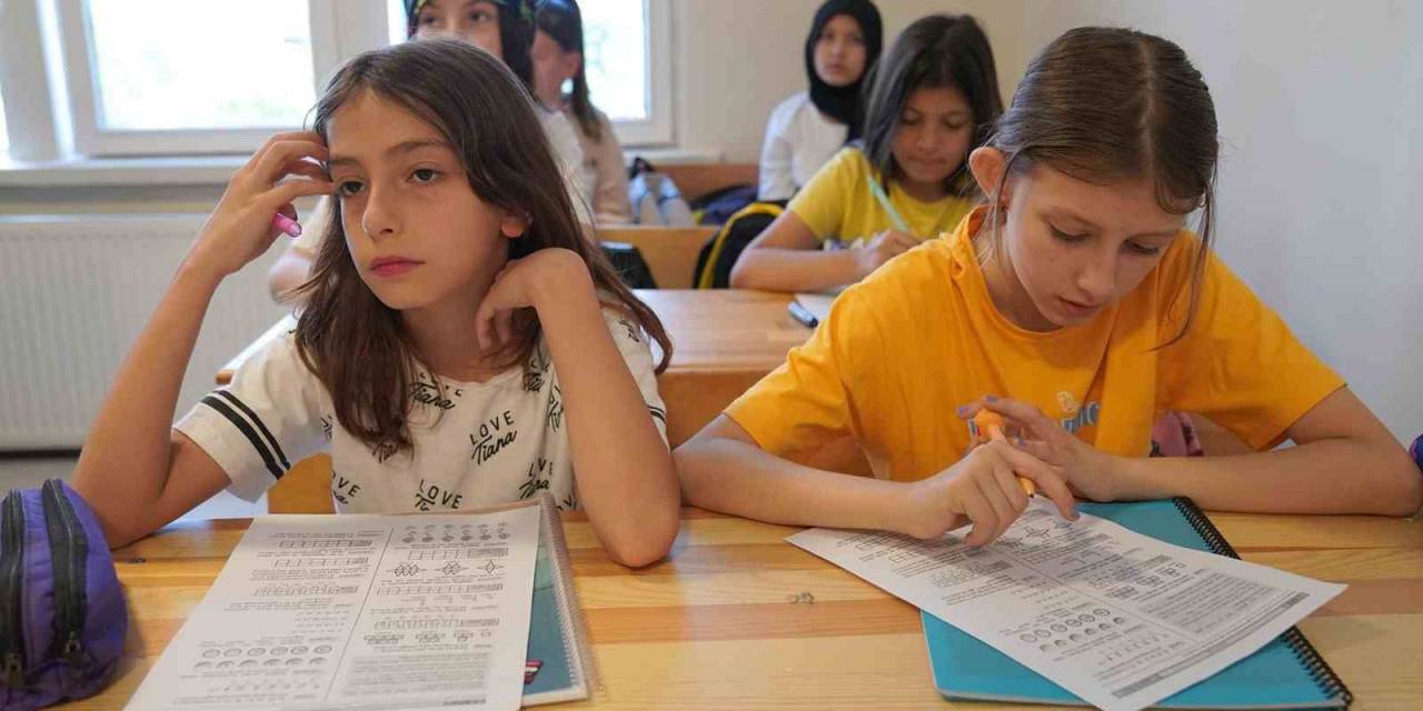 Yaz Dönemi Eğitim Programlarından 400’e Yakın Öğrenci Faydalanıyor