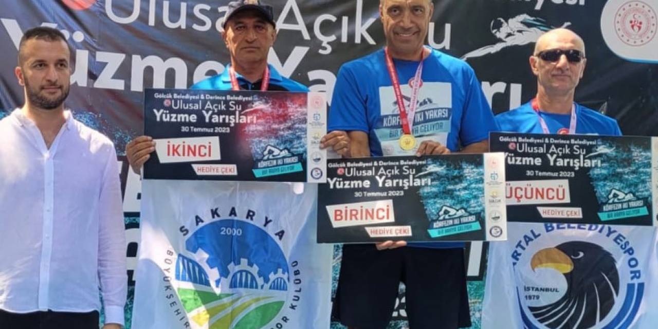 Sakarya Büyükşehirli Yüzücü Çalkan’dan Körfez Yarışlarında İkincilik