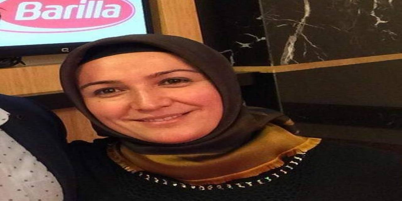 Kadın İşçinin Üzerine Forklift Devrildi
