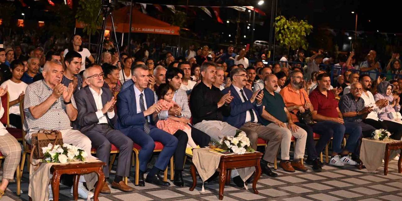 Mamak’ta Aşure Günü Programı Düzenlendi