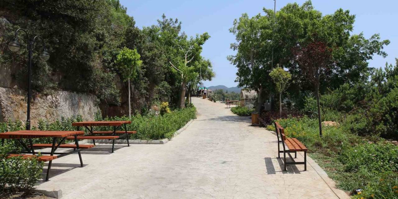 Kaş Küçükçakıl Çevresine Yeni Yüz