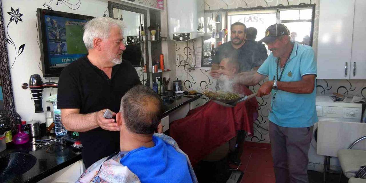 Yozgat’ta Esnaf Nazardan Korumak Ve İşlerinin İyiye Gitmesi İçin Üzerlik Otu Tüttürdü