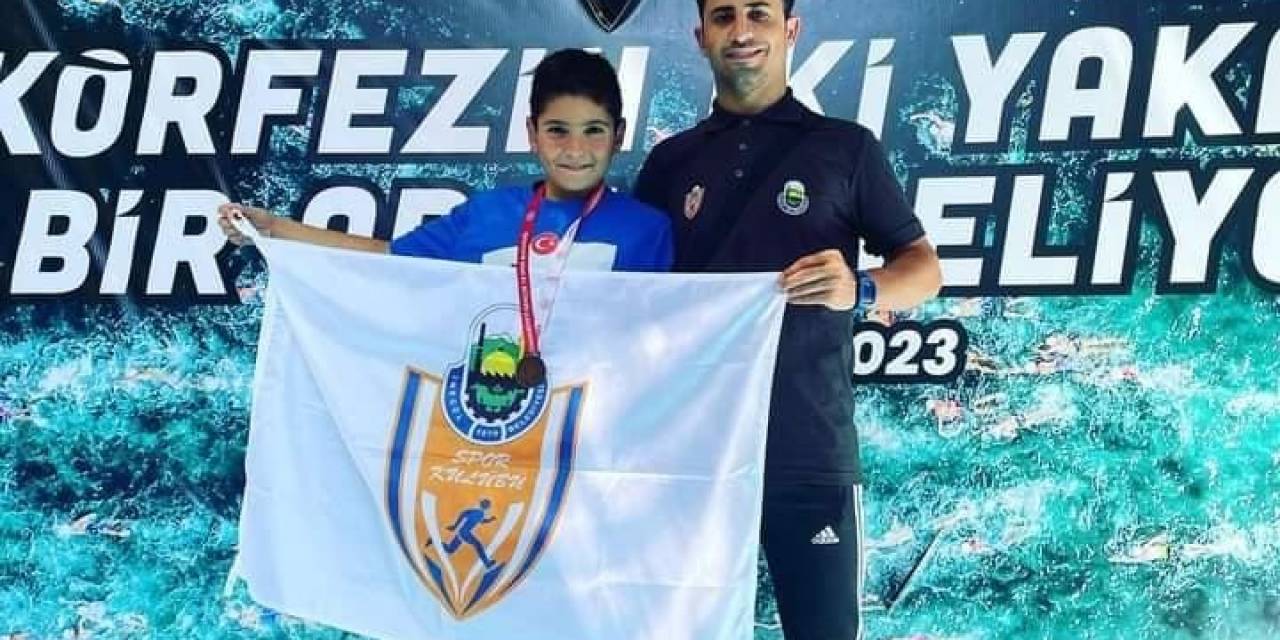 İnegöllü Sporcu Körfez’de Dereceye Kulaç Attı