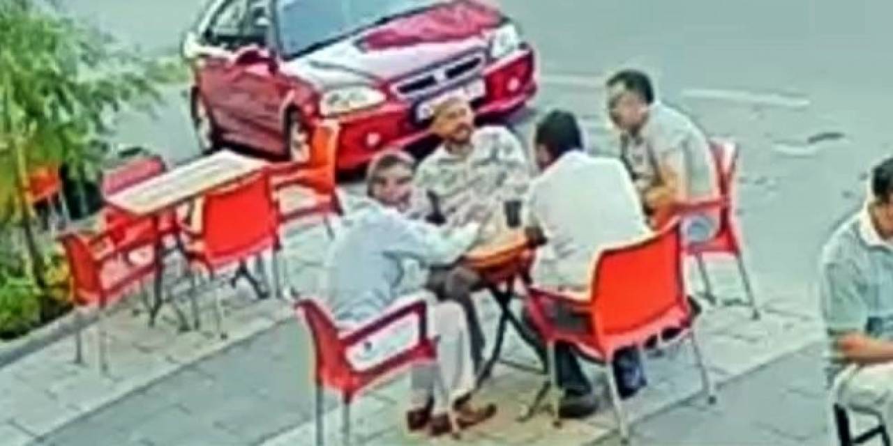Arkadaşları İle Çay İçerken Dehşeti Yaşadı
