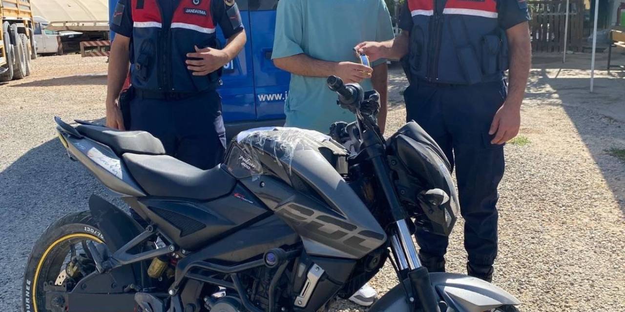 Çalıntı Motosikleti Satarken Yakalandı