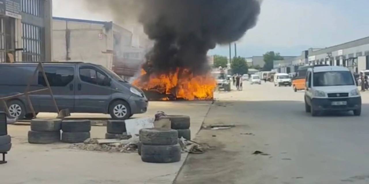 Sanayi Sitesinde Korkutan Yangın