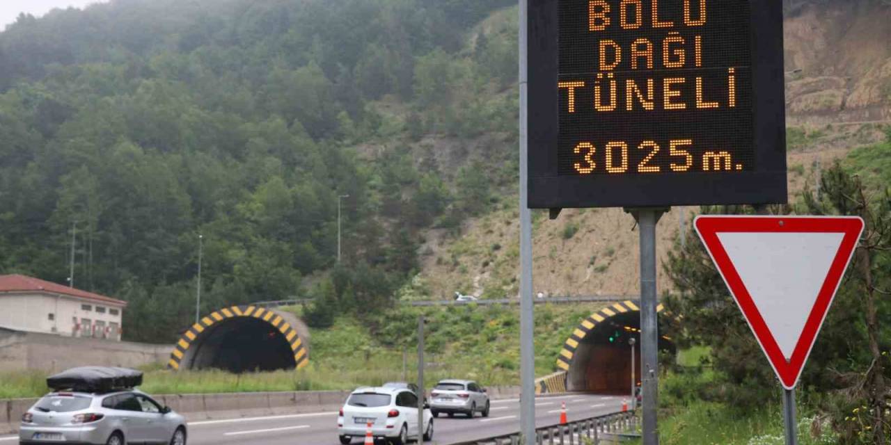 Bolu Dağı Tüneli’nin İstanbul İstikametinde 6 Buçuk Saat Bakım Çalışması Yapılacak