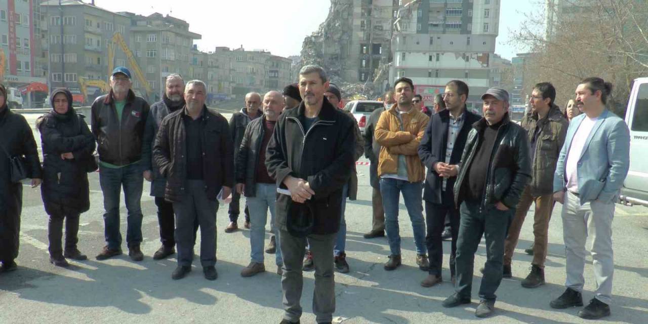 Kayserili Depremzedelerden Cumhurbaşkanı Erdoğan Ve Bakan Özhaseki’ye Teşekkür