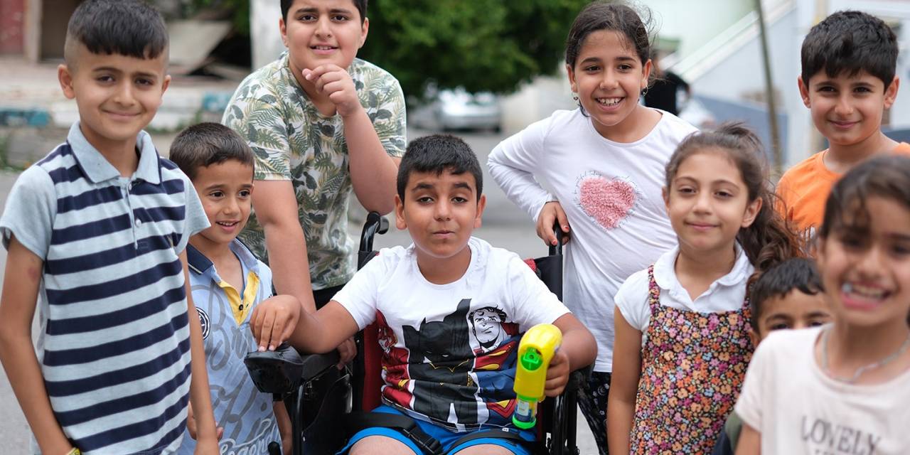 1 Tebessüm 1 Hayat Derneği, Kocaeli’deki İhtiyaç Sahiplerini Yalnız Bırakmadı