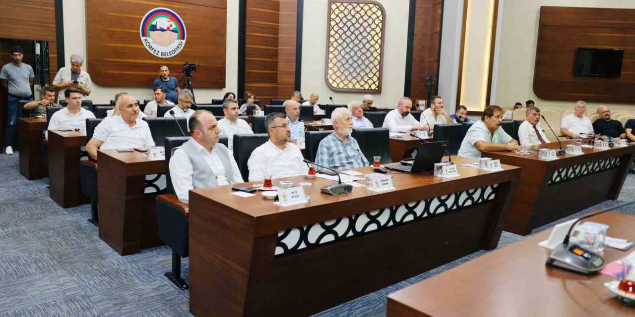 Körfez’de Meclis Toplantısında Müjdeler Peş Peşe Geldi