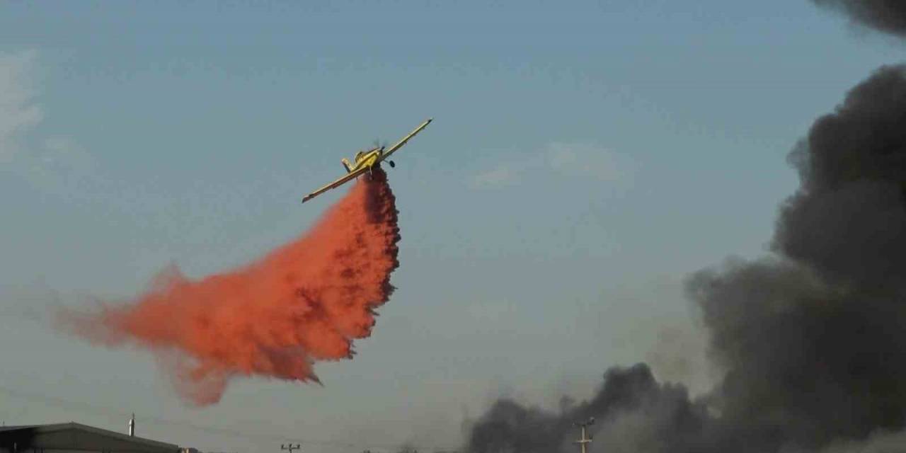 Bursa’da Yanan Fabrikalara 3 Helikopter Ve 2 Uçak Havadan Müdahale Ediyor
