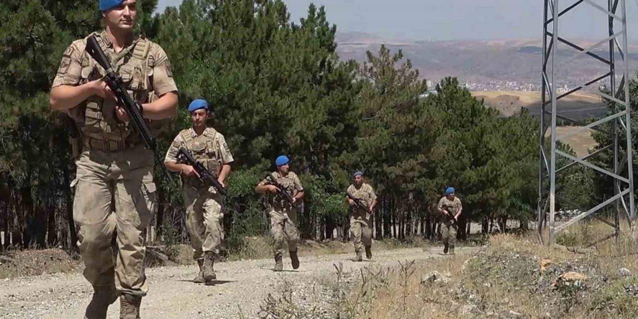 Komandolar Orman Yangınlarına Karşı Teyakkuzda: Yeşil Doğanın Canlıları Onlara Emanet
