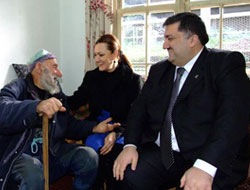 Başbakan'ın Yerine Ziyaret