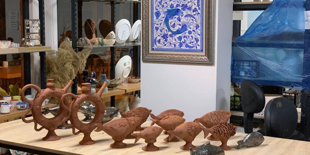 Belçikalı Ve Türk Sanatçılar, Laodikeia’daki Bin Derecelik Kazanda Seramik Yaptı