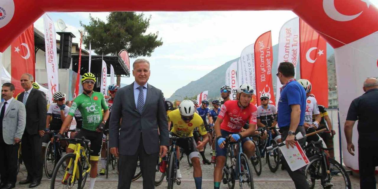100. Yıl Cumhuriyet Bisiklet Turu’nun Amasya-samsun Etabı Başladı
