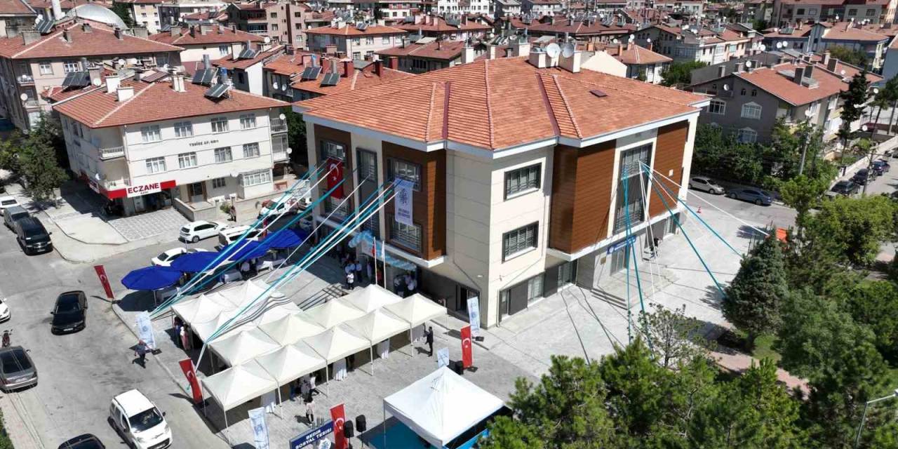 Selçuklu’da Bedir Sosyal Tesisi Açıldı