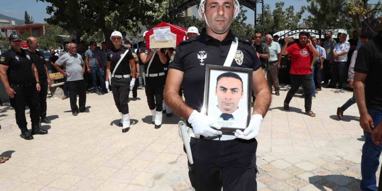 Şehit Polis Memuru Memleketi Hatay’da Toprağa Verildi