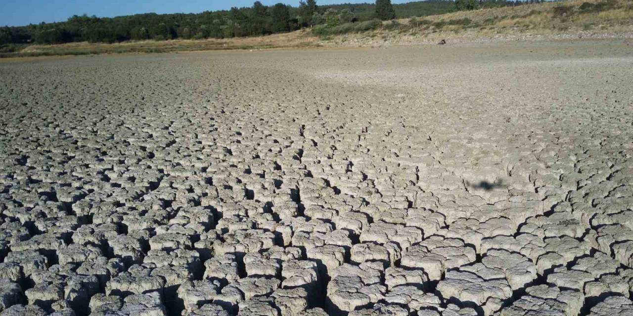 Çanakkale’de Kumköy Barajı Tamamen Kurudu