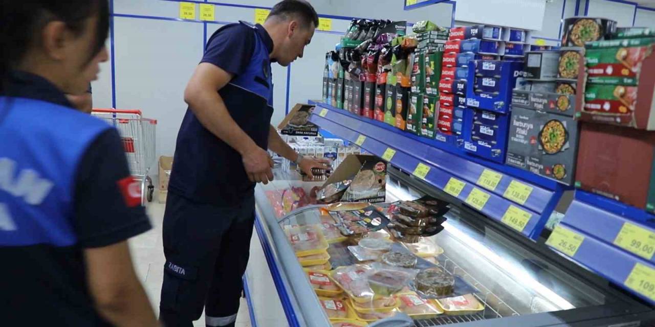 İnsan Sağlığı Hiçe Sayıldı, Tarihi Geçmiş Ürünler Satışa Çıkartıldı