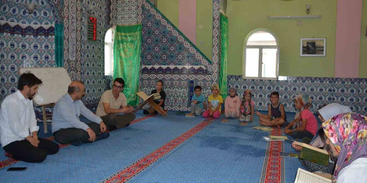 Kaymakam Okumuş Yaz Kur’an Kursu Öğrencileriyle Buluştu