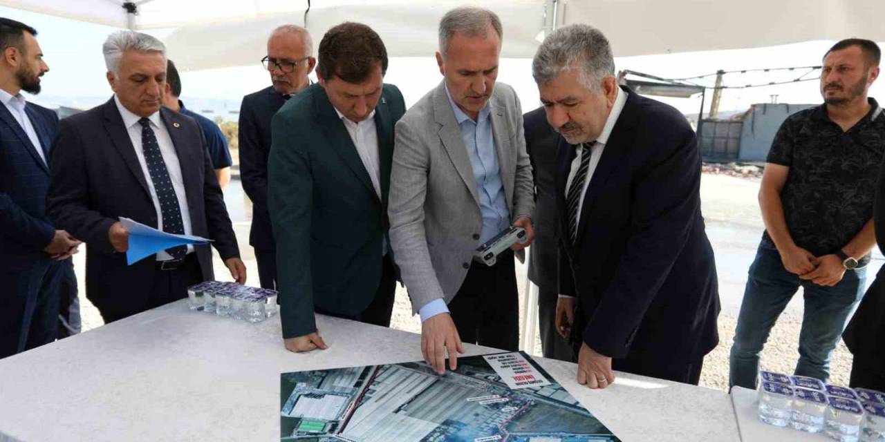 Bakan Yardımcısı Dönmez Yangın Bölgesinde İnceleme Yaptı