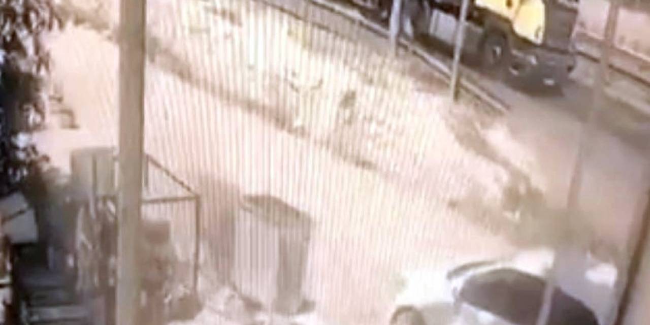 D-650’de Işıkta Duran Tıra Arkadan Çarptı, O Anlar Kameraya Yansıdı