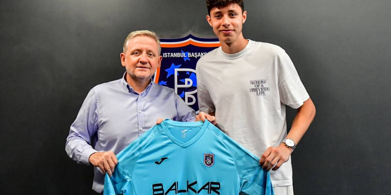 Rams Başakşehir, Deniz Dilmen’in Sözleşmesini 4 Yıl Uzattı