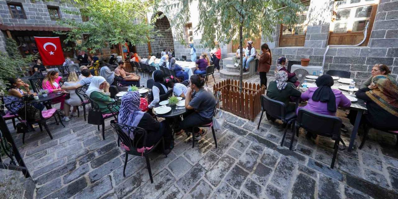 Görme Engelliler Moral Etkinliğinde Bir Araya Geldi