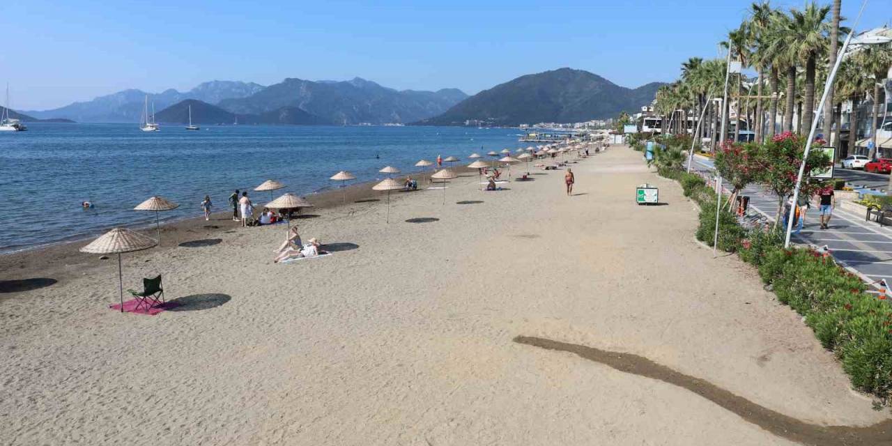 Marmaris Halk Plajı’na Vatandaşlardan Tam Not