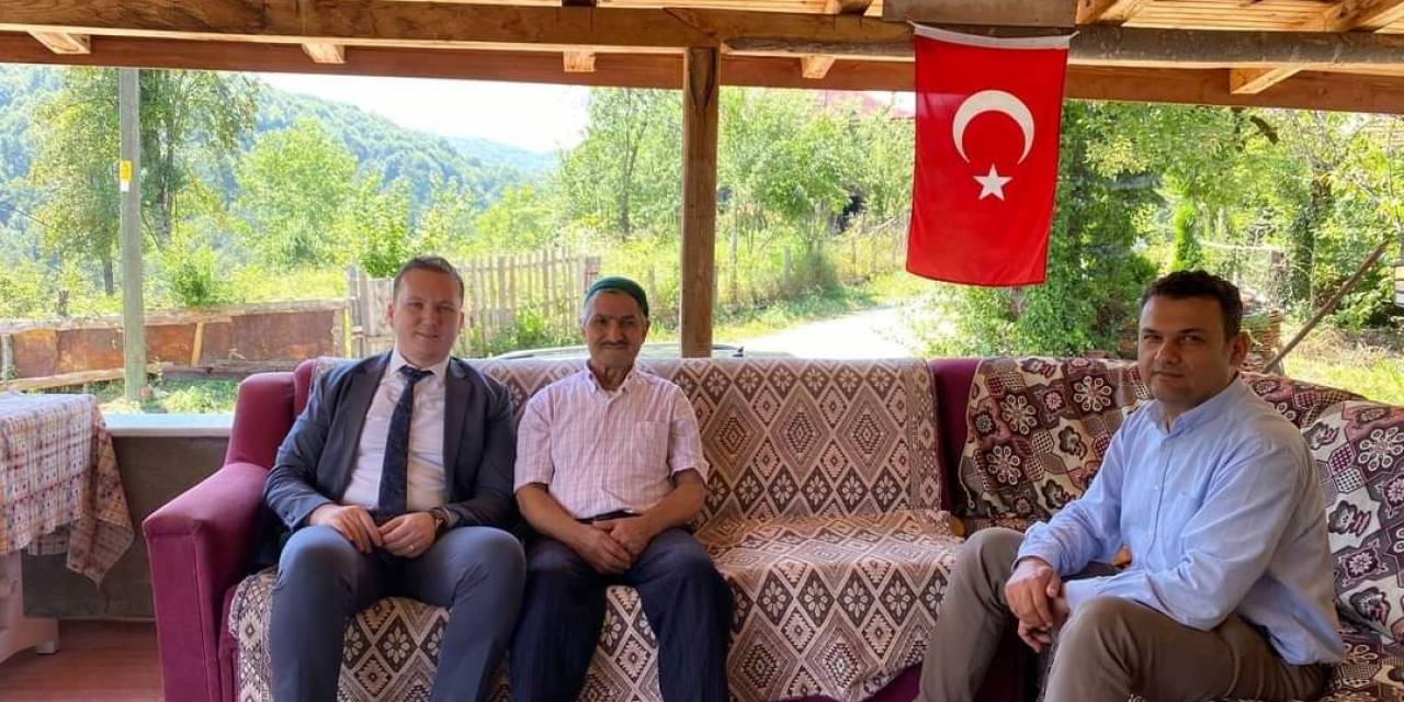 Kaymakam Kılıç, Şehit Ailelerine Ve Vatandaşları Evlerinde Ziyaret Etti