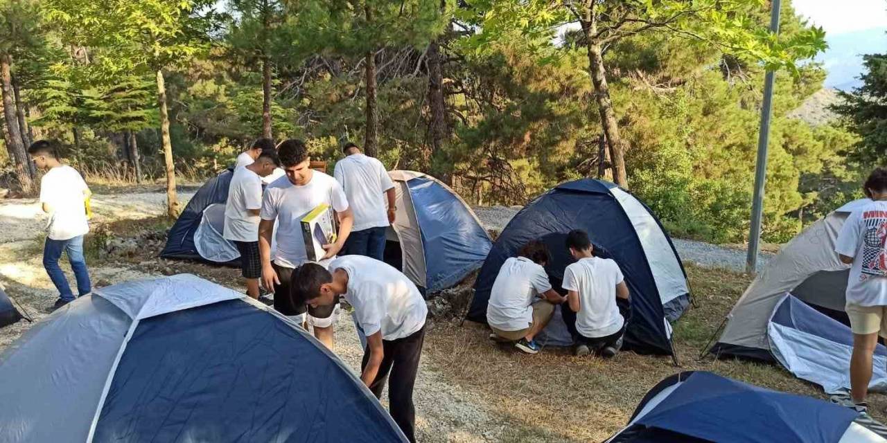 Toroslar’ın Gençleri Doğa Kampında