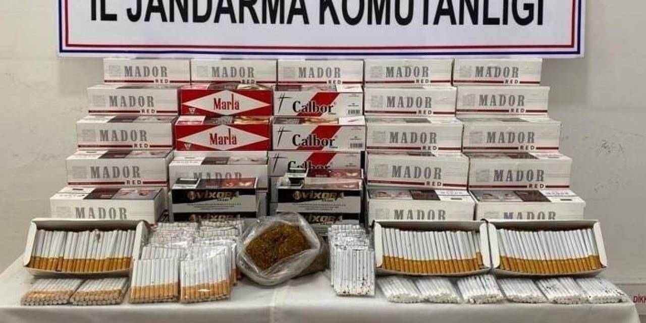 Kaçak Sigara Satmaya Hazırlanan Şahıs Jandarma Tarafından Yakalandı
